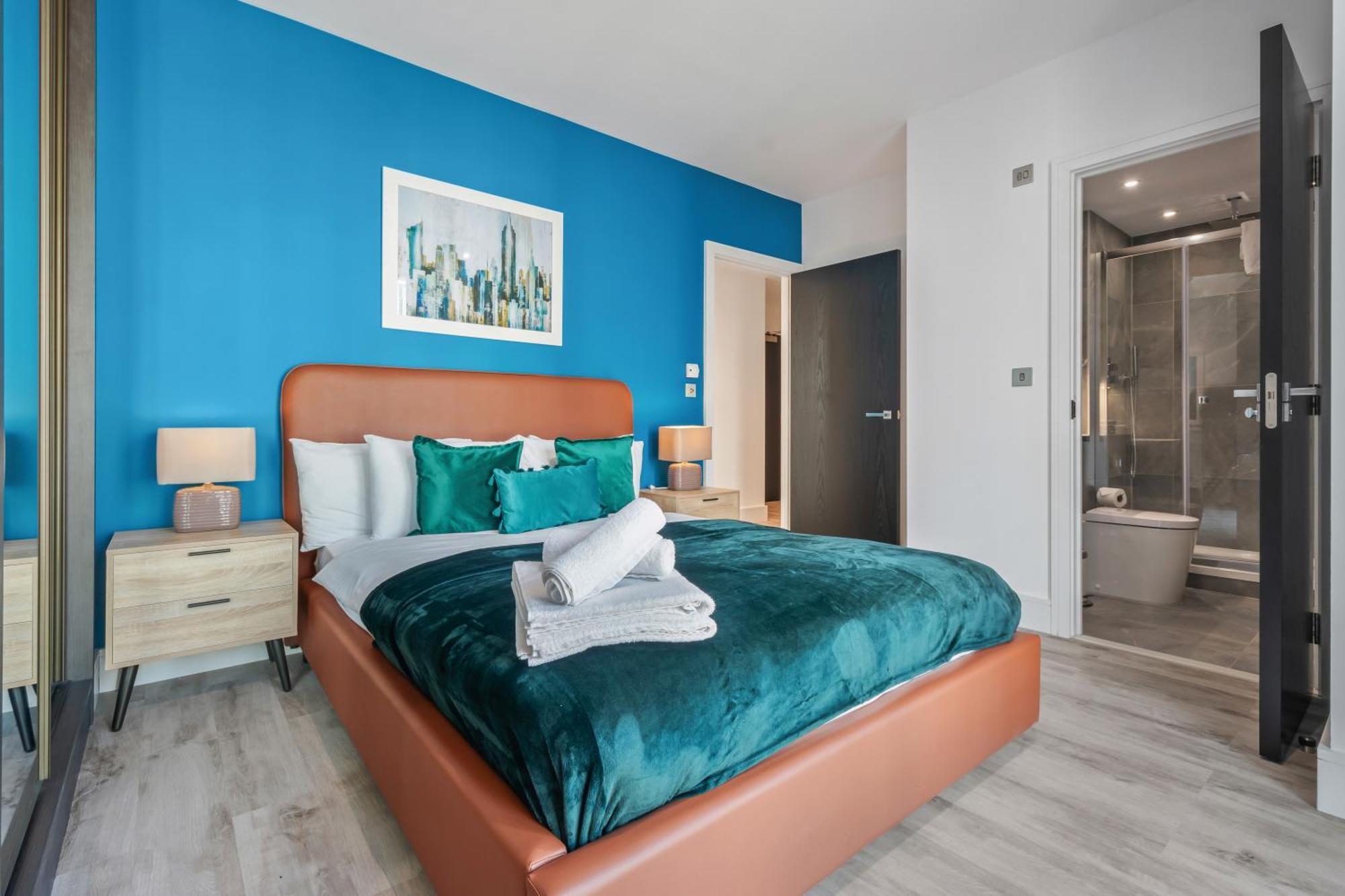 Mysquare Modern Two Bedroom Flat In North Acton Close To Ealing Londen