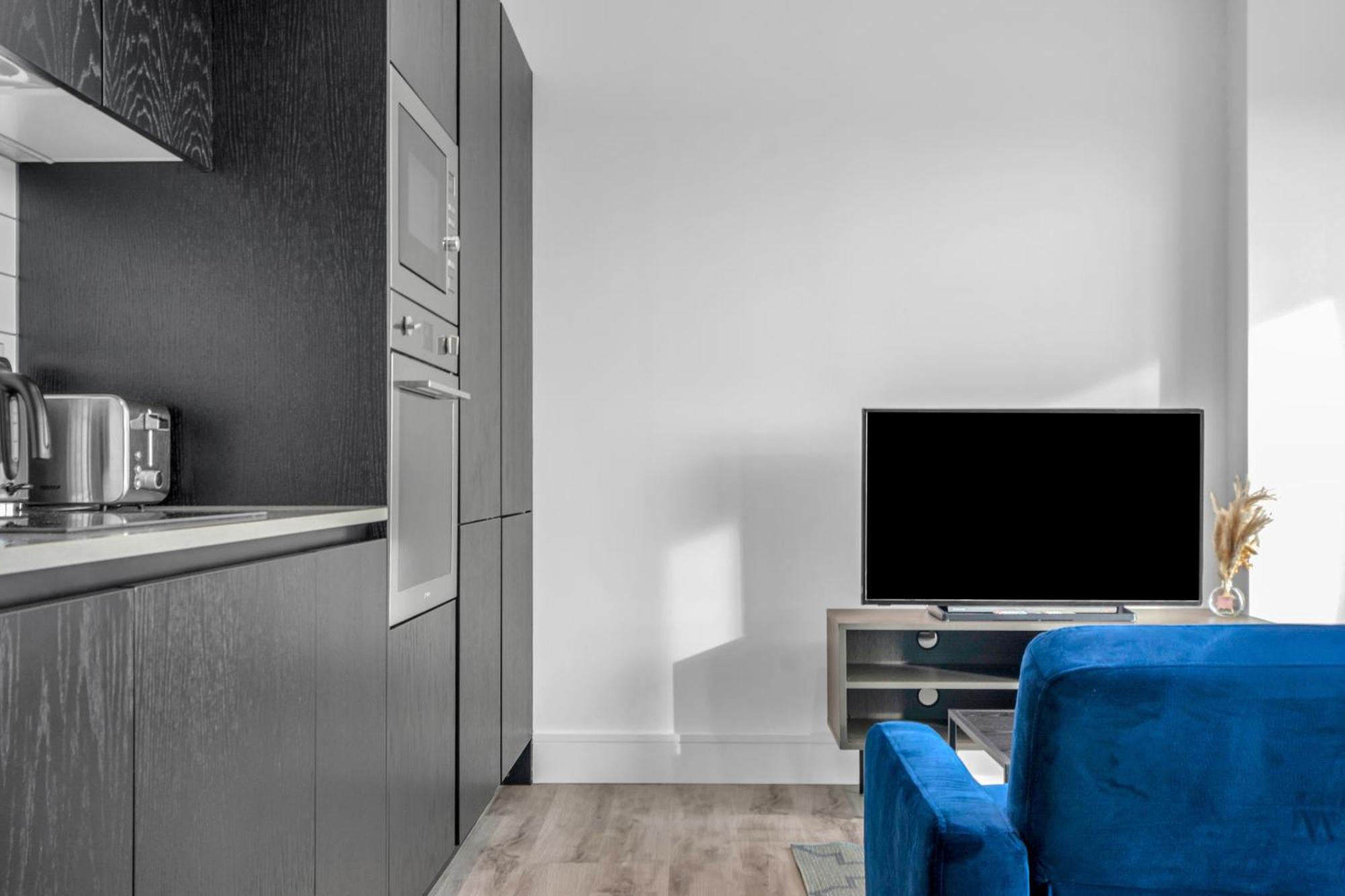 Mysquare Modern Two Bedroom Flat In North Acton Close To Ealing Appartement Londen