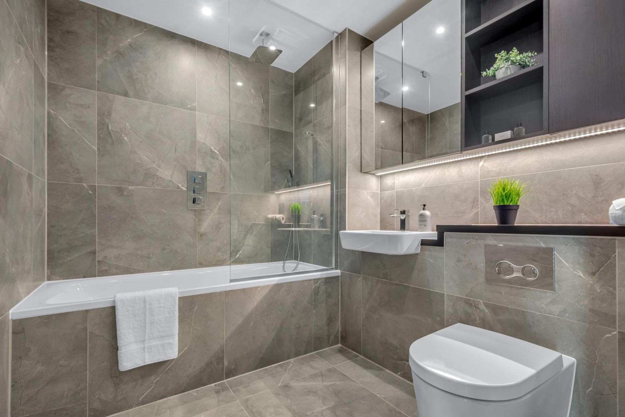Mysquare Modern Two Bedroom Flat In North Acton Close To Ealing * Londen